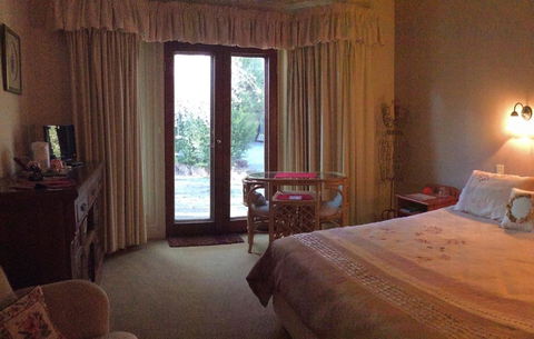 Beechworth Gorge Walk Guest House - Perths Hotel 1