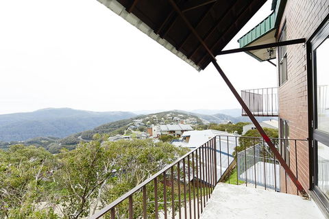 Beehive 14 - Perths Hotel 3