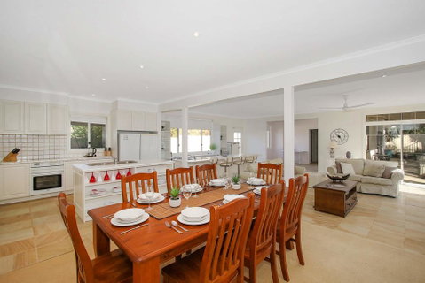 Bella House - Perths Hotel 0