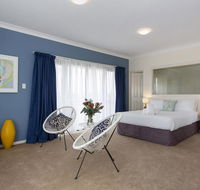 Bella Vista Townhouse with Views - Perths Hotel