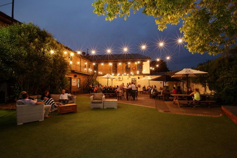 Belmore Hotel Scone - Perths Hotel 0