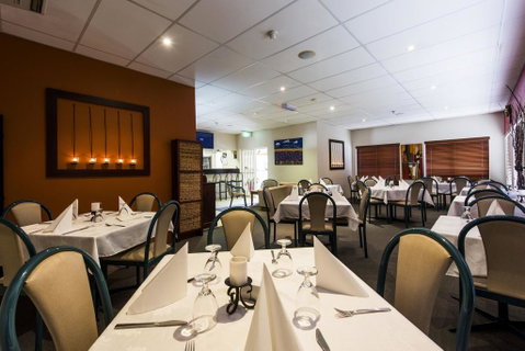 Bent Street Motor Inn - Perths Hotel 3