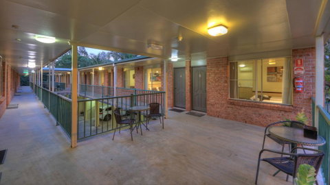 Bent Street Motor Inn - Perths Hotel 1