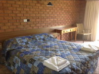 Book Berrigan Accommodation Vacations Perths Hotel Perths Hotel