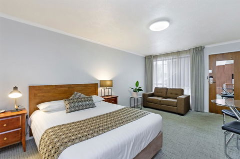 Best Western Tudor Motor Inn - Perths Hotel 1