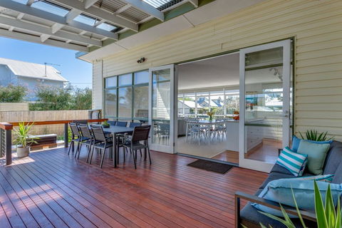 BETHANY BAY - MOUNT MARTHA - Perths Hotel 1