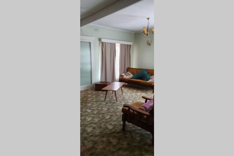 Betty's Place - Perths Hotel 2