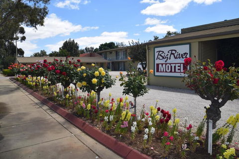 Big River Motel - Perths Hotel 2