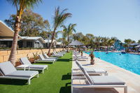 Book Sandstone Point Accommodation Vacations Perths Hotel Perths Hotel