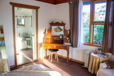 Billabong Cottage - Perths Hotel 2
