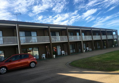 Black Swan Motor Inn - Perths Hotel 1