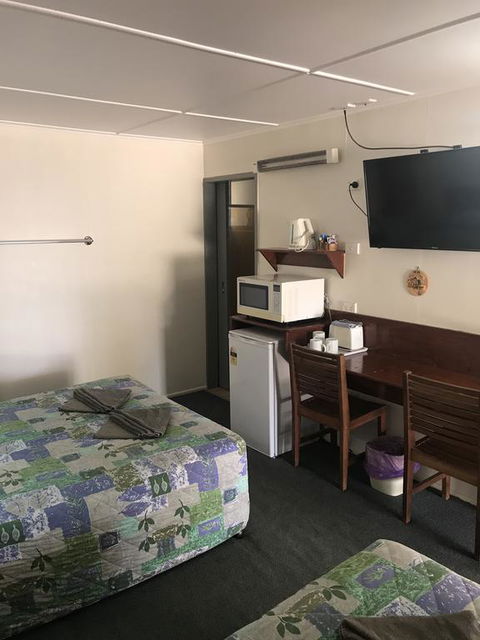 Blackall Coolibah Motel - Perths Hotel 2