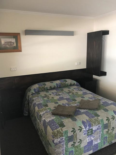 Blackall Coolibah Motel - Perths Hotel 3
