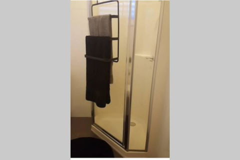 Blackheath Homely Modern Cottage - Perths Hotel 3