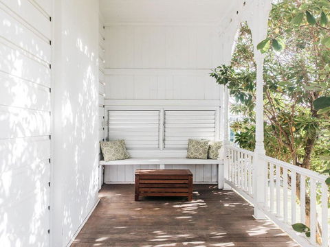 Blake House - Iconic Coastal Homestead - Perths Hotel 1