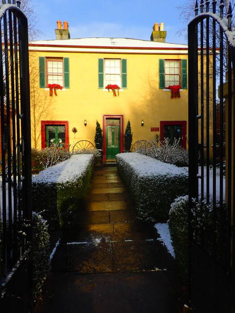 Blakes Manor Self Contained Heritage Accommodation - Perths Hotel 3