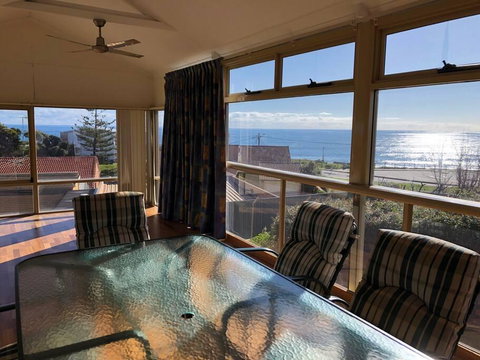 Blue Bay Beach Getaway - Perths Hotel 0