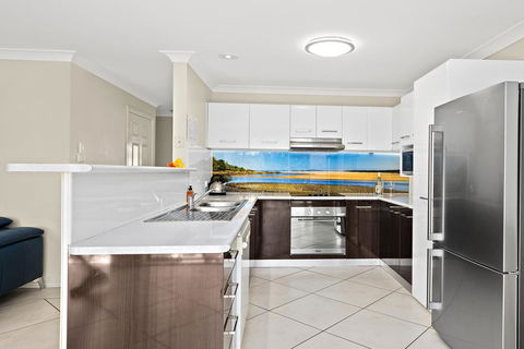 Blue Haze 3 - Sawtell, NSW - Perths Hotel 2