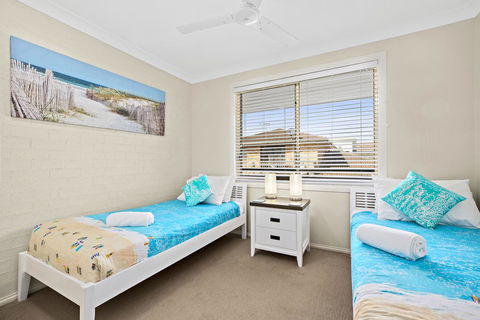 Blue Haze 3 - Sawtell, NSW - Perths Hotel 3