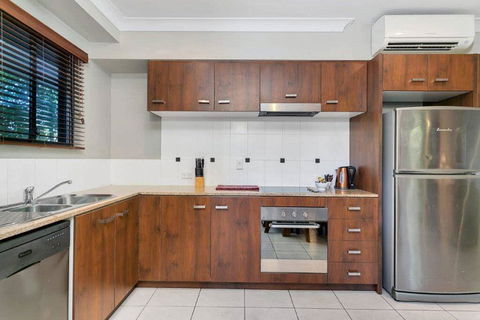 Blue Lagoon Lakeside Apartment - Perths Hotel 2