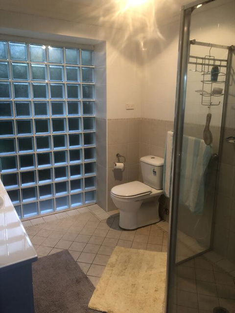 Bobs Ocean View - Perths Hotel 1