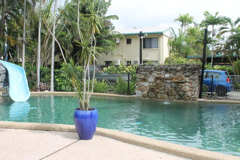 Bohemia Resort Cairns - Perths Hotel 0