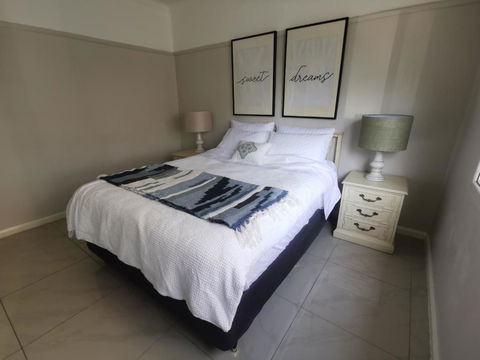 Three Bedrooms House - Perths Hotel 0