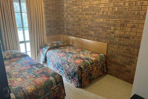 Tocumwal Early Settlers Motel - Perths Hotel 2