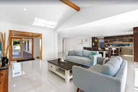 Waterfront Family Entertainer - Perths Hotel 3