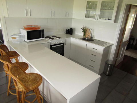 Wicklow Cottage - Perths Hotel 2
