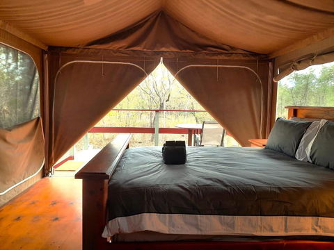 Wild Nature Lodge, Mareeba Wetlands - Perths Hotel 0