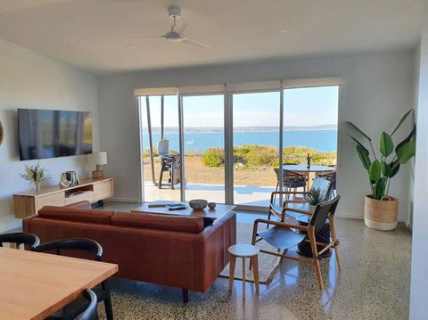 Wild Retreat - Luxury Home With Magnificent Views - Perths Hotel 0