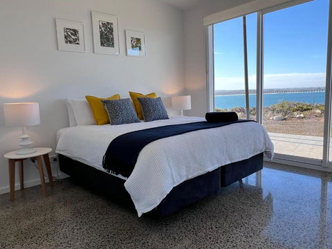 Wild Retreat - Luxury Home With Magnificent Views - Perths Hotel 3