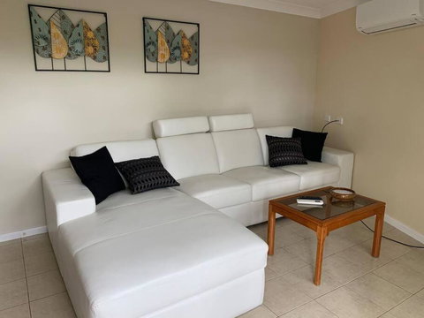 Williams River Retreat - Perths Hotel 1