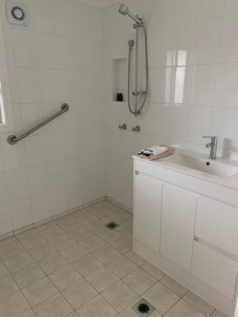 Williams River Retreat - Perths Hotel 3