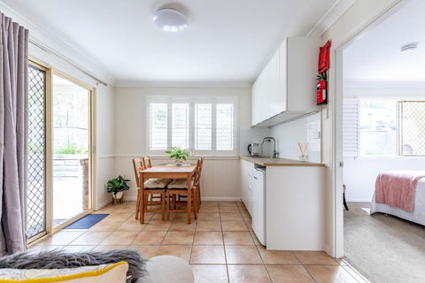 Woodford Gardens - Perths Hotel 3