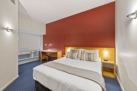 YEHS Hotel Melbourne CBD - Perths Hotel 3