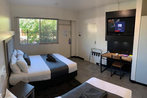 The Stuart Hotel-Motel - Perths Hotel 0