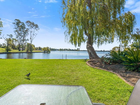 Yarrawonga Lakeside Apartment 25 - Perths Hotel 0