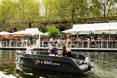1.5-Hour Boat Rental In Melbourne - Perths Hotel 2