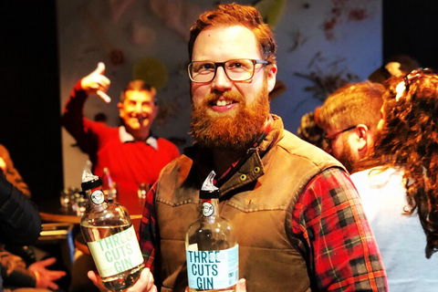 Tamar Valley Wine And Gin Tour With Lunch - Perths Hotel 3