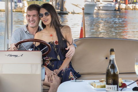 2-Hour Self-Drive Boat Hire On The Yarra River - Perths Hotel 5