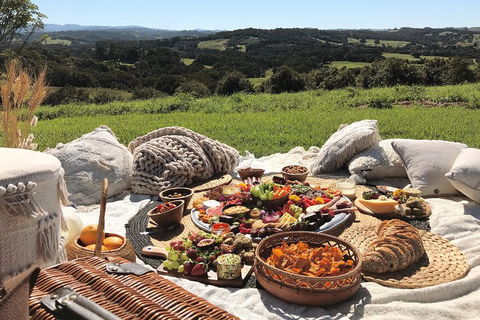 A Picnic In Byron Bay - Perths Hotel 0