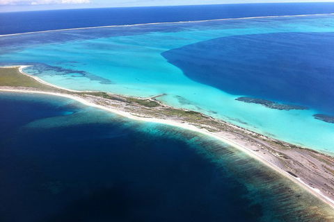 Abrolhos Islands Fixed-Wing Scenic Flight - Perths Hotel 1