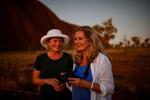 Uluru Sunrise And Guided Base Walk - Perths Hotel 4