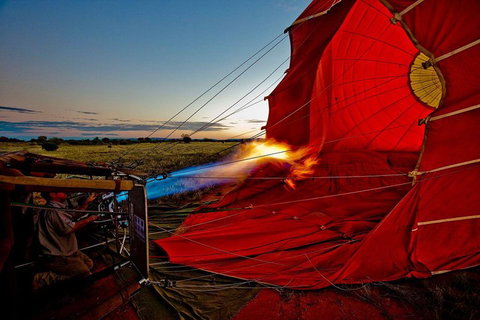 Early Morning Ballooning In Alice Springs - Perths Hotel 0
