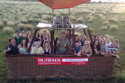 Early Morning Ballooning In Alice Springs - Perths Hotel 3