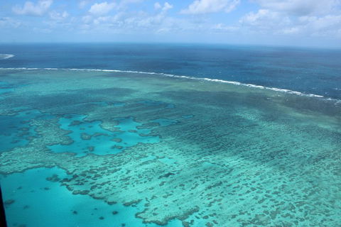 Reef And Island Scenic Flight From Airlie Beach - Perths Hotel 1