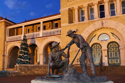 The Perth Mint: Guided Heritage Tour And Gold Pour - Perths Hotel 3