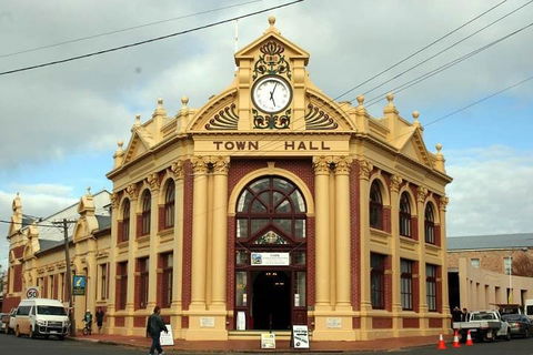Full-Day Wave Rock & Historic York - Perths Hotel 1